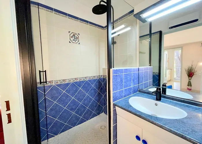 Pgh N38 - Centre-ville, Port Avec Parking Prive Apartment *